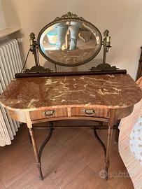 Coiffeuse d'epoca
