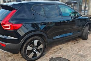 Volvo XC40 D3 AWD Geartronic Momentum