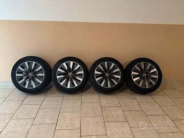 Cerchi e gomme audi 18