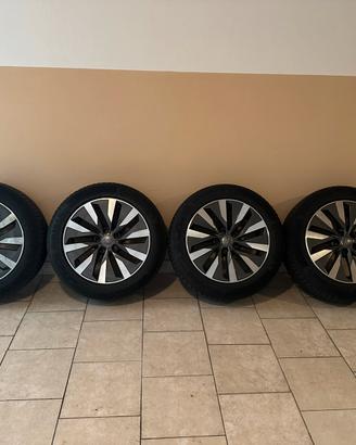 Cerchi e gomme audi 18