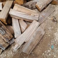 legna secca pronta all'uso