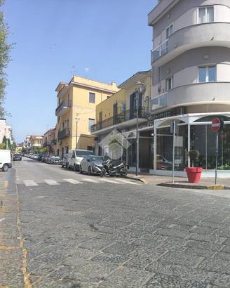 NEGOZIO A SANT'ANASTASIA