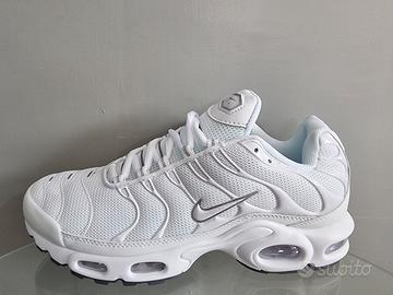 scarpe nike air max plus TN White Silver Abbigliamento e Accessori In vendita a Napoli