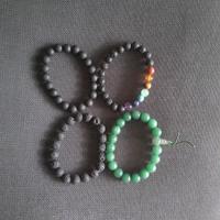 Bracciali elasticizzati in pietra