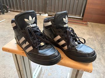 Scarpe Adidas numero 40