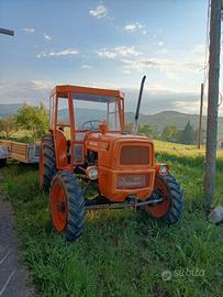 Trattore Om 615 gommato 