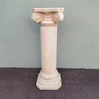 colonna in gesso