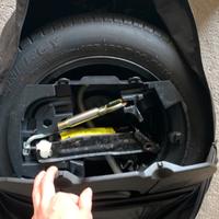 Ruota di ricambio nuova