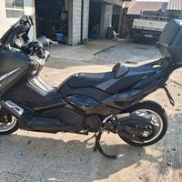 Yamaha Tmax 530