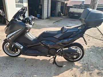 Yamaha Tmax 530