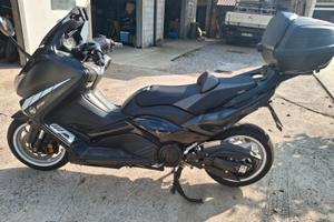 Yamaha Tmax 530