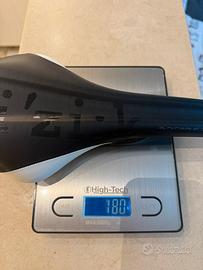 Sella Fisik Antares VS Carbonio 180 grammi