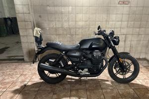 Moto guzzi v7 850