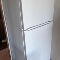 Frigorifero con freezer