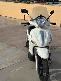 Piaggio beverly 350