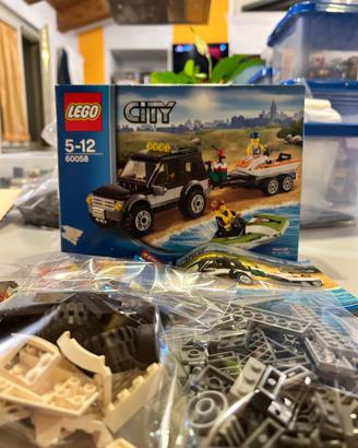 Set lego 60058 suv con moto d acqua city