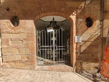 Locale di 90 mq a Camerino