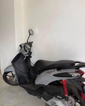 Scooter Piaggio liberty