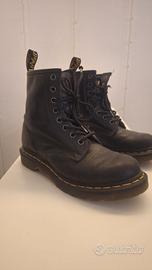 Dr. Martens 