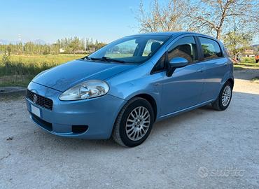 Fiat grande punto 75 cv (neopatentati)