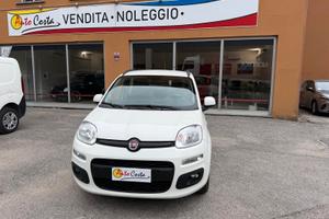 Fiat Panda 1.2 Lounge 5 POSTI NEOPATENTATI