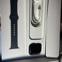 Apple Watch SE, seconda generazione, 44 mm