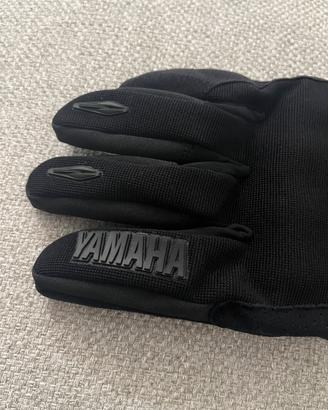 Guanti moto scooter Yamaha