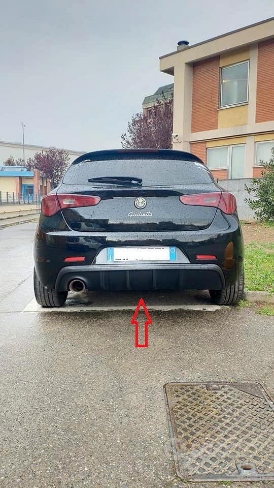 Subito - AG RICAMBI - Dam posteriore tutto nero Originale Alfa Giulietta - Accessori  Auto In vendita a Catanzaro