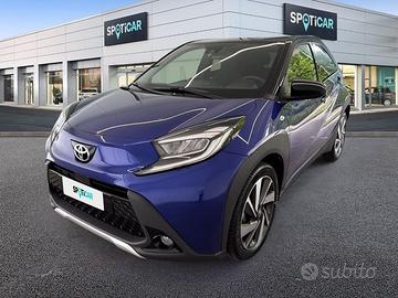 Toyota Aygo X 1.0B (72 CV) Lounge S-CVT