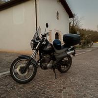Honda SLR 650 moto patente A2 enduro stradale