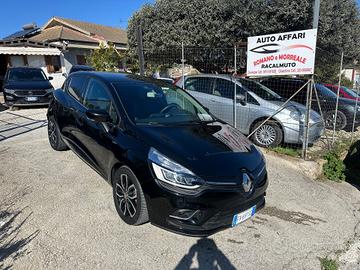 Renault Clio 1.5 dCi 8V 90 CV 5 porte Duel
