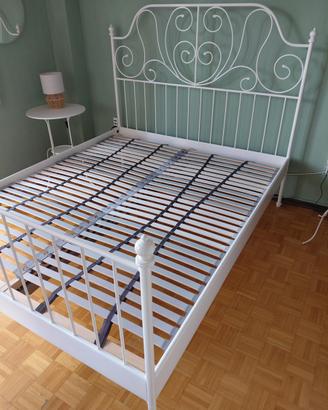 Letto matrimoniale IKEA