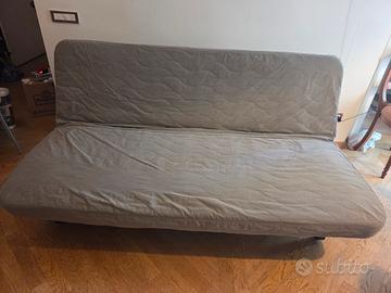 divano letto ikea Nyhamn usato pochissimo