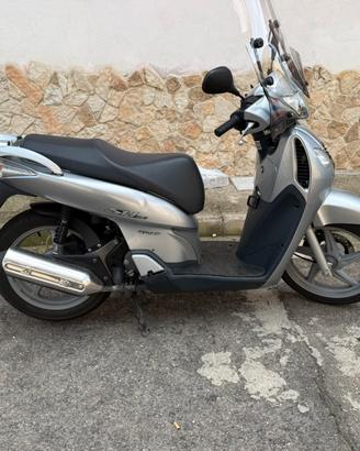 Scooter Sh 125i