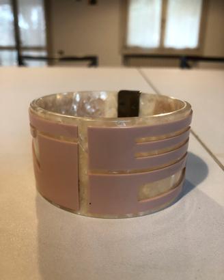 Bracciale Fendi in resina e madreperla