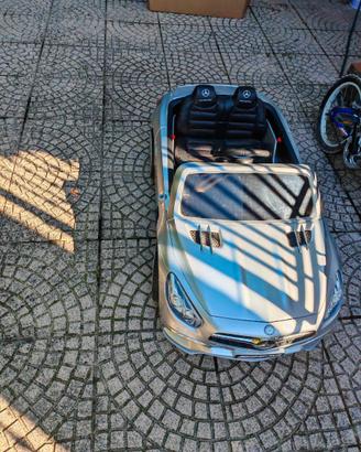 Automobilina biposto Mercedes - Benz