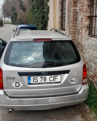 Tutti pezzi ford focus