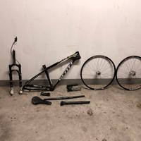 Kit telaio e forcella Scott Scale