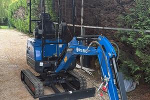 Mini escavatore. Rippa R15 eco 4