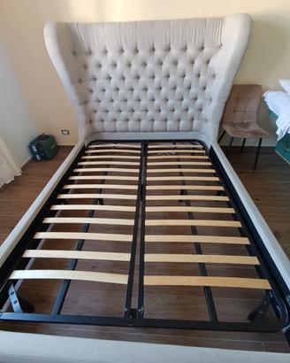 Letto matrimoniale elegante capitonné/imbottito 