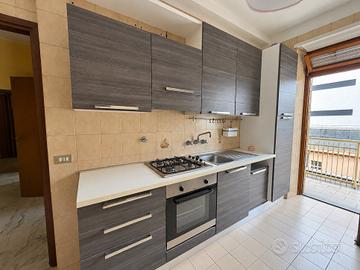 Cucina Beatrice con elettrodomestici – ritiro rapi