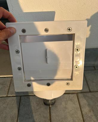 Skimmer da parete per piscina esterna