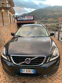 Volvo XC 60 2.4 D Summum