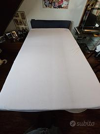 Materasso memory una piazza e mezza e doghe legno