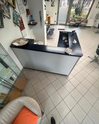 Arredo salone parrucchiere completo - 5000€