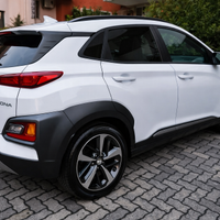 Hyundai Kona benzina, in perfetto stato.
