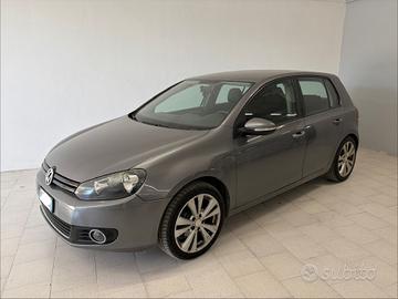 Volkswagen Golf 1.6 TDI DPF DSG 5p. Highline Frizi