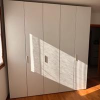 Armadio bianco