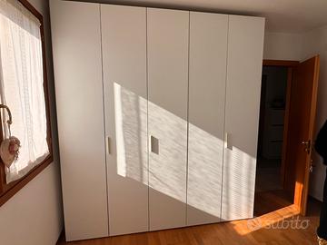 Armadio bianco