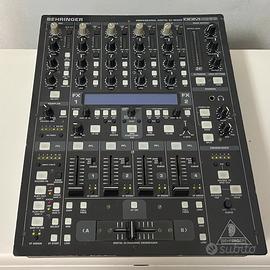 Mixer Digitale Behringer DDM4000 - 4 Canali / MIDI